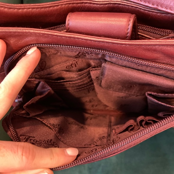 Maroon Fossil Purse - Picture 2 of 5